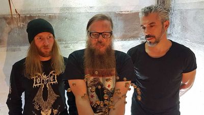 German band ditch UK tour after being treated “like criminals” at border, blame Brexit