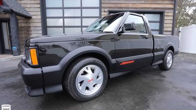 Watch GMC Syclone With Just 278 Miles Get Well-Deserved Paint Polish
