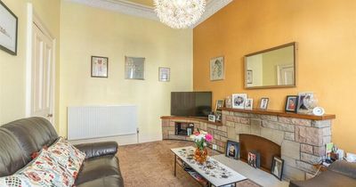Edinburgh flat frozen in time with retro decor hits market for £340k