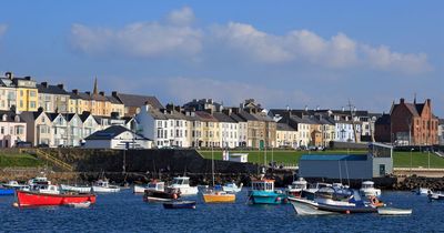 Portrush: PSNI close number of busy roads due to Easter Monday congestion on north coast