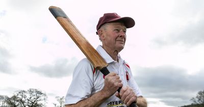 What an innings! Veteran cricketer still goes in to bat at the age of 86