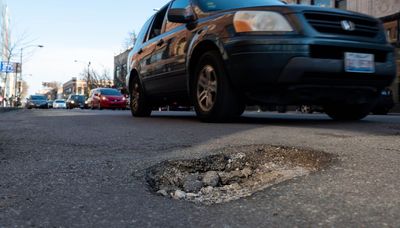 Drivers dodging potholes: Rough roads are an expensive nuisance for Chicagoans