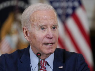 Biden ends COVID national emergency after Congress acts