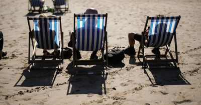 UK weather: Met Office wind warning but 'heatwave' could be on the way