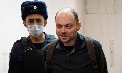 Defiant Kremlin critic Vladimir Kara-Murza likens his case to Stalin’s show trials
