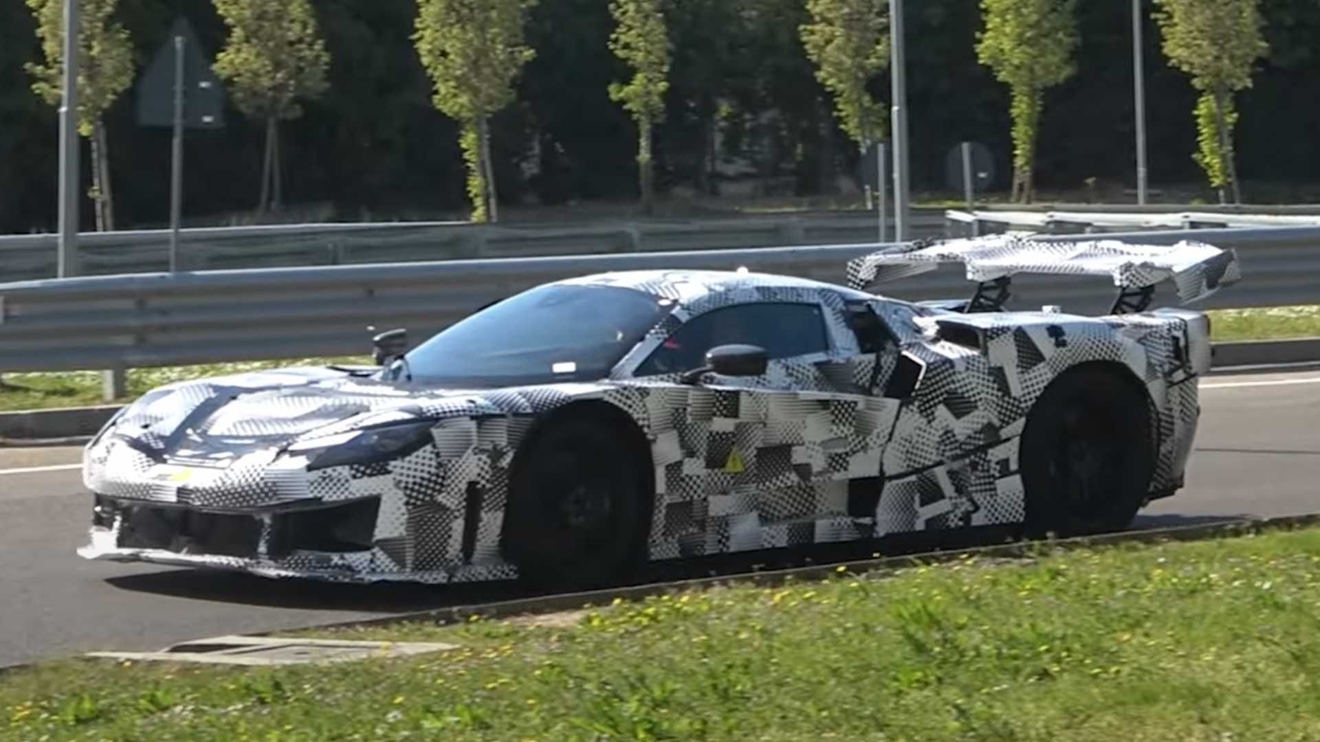 Watch 2025 Ferrari Hypercar Cruise With Traffic In New…