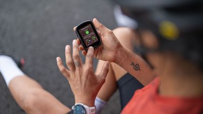 Solar charging officially added to the Garmin Edge 540 and 840 GPS computers