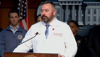 Louisville doctor treating bank shooting victims chokes up as he begs lawmakers to ‘do something’