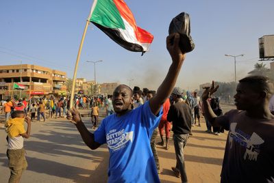 Sudan fatwa call worries UN as Bashir loyalists up activity
