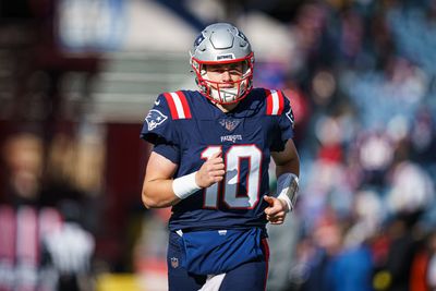 Patriots players reportedly ‘not happy’ with Mac Jones trade talk