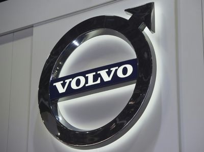 Volvo's shares up after record first quarter profits