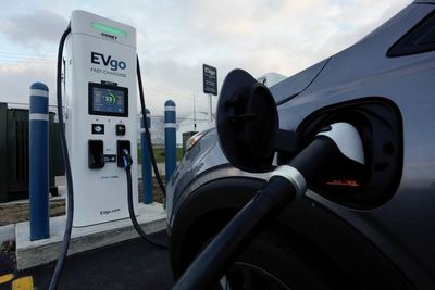 EPA pollution limits aim to boost US electric vehicle sales