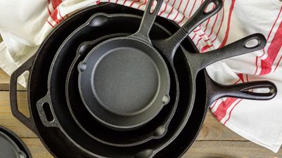 7 things you should check when buying a cast iron skillet