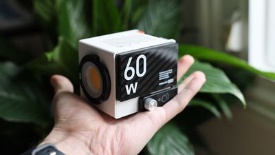 Zhiyun Molus G60 COB LED video light review