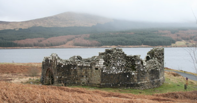 Stunning castle just over an hour from Glasgow named one of country's best for stargazing