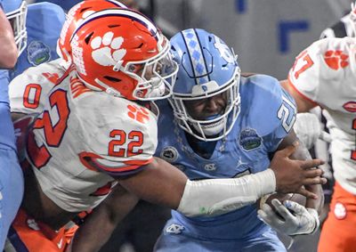 2023 NFL draft: Clemson LB prospect visits Seahawks stadium