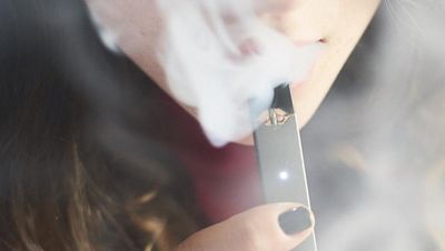 Vape company Juul to pay €420m to six US states over youth addiction claims