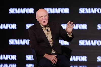 Billionaire mogul Barry Diller has some advice for the media about A.I.: Sue