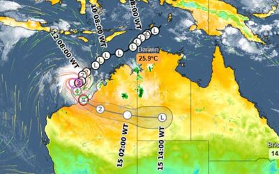 Cyclone Ilsa strengthens and turns, as impact to track inland
