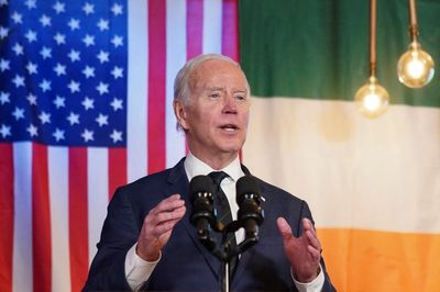 Joe Biden appears to confuse the All Blacks with the Black and Tans in pub speech