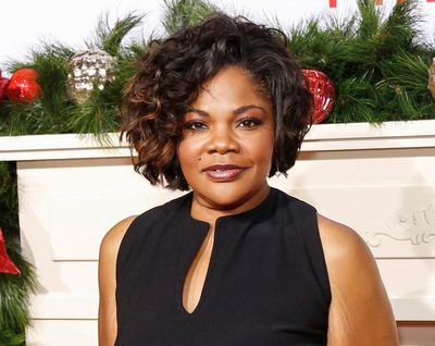 Mo'Nique sues CBS, Paramount over 'Parkers' royalties