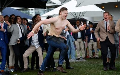 Public drunkenness laws lifted on Melbourne Cup day