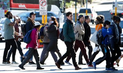 Unemployment rate holds steady as Australian employers add 72,000 full-time jobs