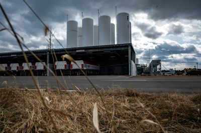 Fossil fuel pledges divide G7 in 'critical decade' for climate