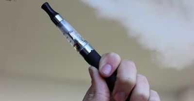 Vaping causes gum disease and tooth loss, dentist warns