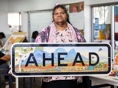 Alice Springs artists use their paintings for politics