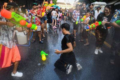 New year revelry returns to Thai streets as tourism rebounds