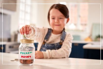 Pros and cons of pocket money – is giving an allowance a good idea?