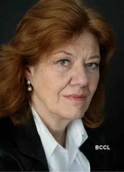 Crime novelist Anne Perry, who had helped commit a murder as a teenager, dies at 84