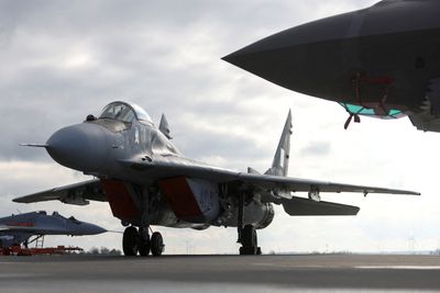 Germany allows Poland to export old fighter jets to Ukraine