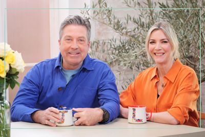Where is John and Lisa's Weekend Kitchen filmed? Details of the ITV show