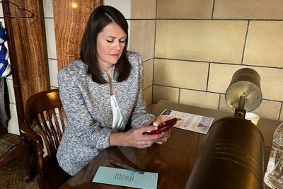 Debate resumes on Nebraska bill to ban trans care for minors