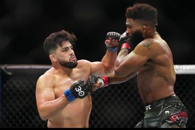 Henry Cejudo: Kelvin Gastelum would be ‘lethal weapon,’ UFC champ if he returned to welterweight