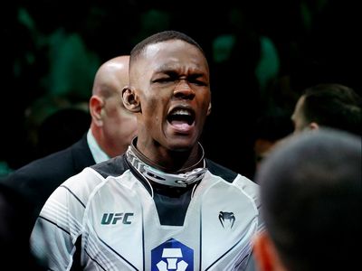 Israel Adesanya coach explains why fighter’s walkout made him ‘nervous’ at UFC 287
