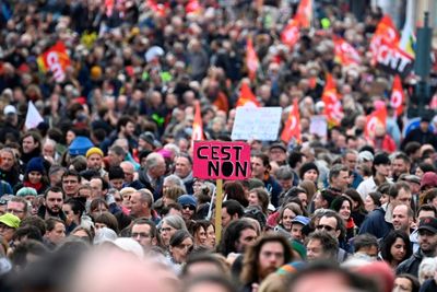 Turnout down at last France protests before pensions verdict
