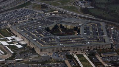 U.S. arrests Pentagon suspected document leaker