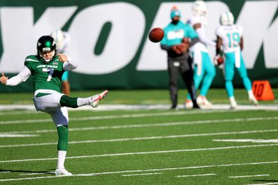 Jets waive punter Braden Mann