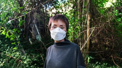 Residents claim 'negligence' as asbestos left on vacant Sydney lot for months