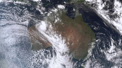 Tropical Cyclone Ilsa: Downgraded system tracks inland after setting sustained wind speed record of 218 kph — as it happened