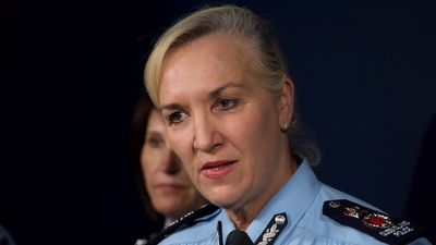 Queensland police ban the use of chokeholds in arrests, last jurisdiction in Australia to do so
