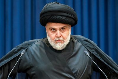 Firebrand Iraqi cleric Sadr 'freezes' rank and file movement
