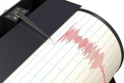 No tsunami threat after 6.6 quake rocks Java