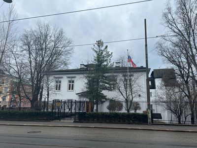 Norway says expelled Russian diplomats sought sources, technology