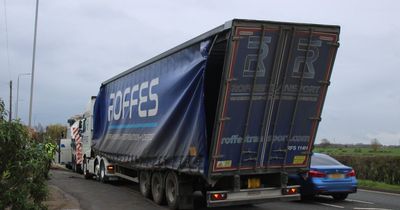 Lorry on Nottinghamshire roadside causing delays in village