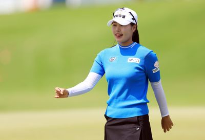 Yu Jin Sung, Natthakritta Vongtaveelap lead the LPGA’s Lotte Championship in Hawaii after two rounds