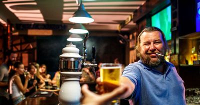'I'm a bartender and I prioritise certain customers above others who are waiting'